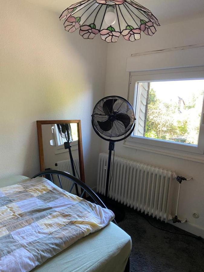 דיסלדורף Privates Appartment Ferienwohnung Im Einfamilienhaus מראה חיצוני תמונה